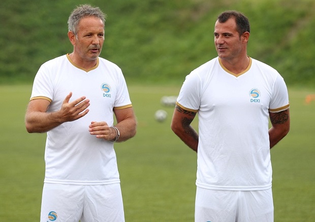 Синиша је несаломив, испред свих нас је за копље: Станковићу пуно срце када је Михајловића видео на терену